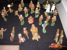 Metal soldiers by Menoil