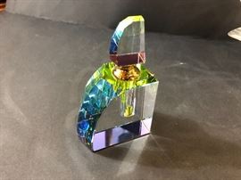 Perfume bottle 