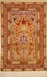PERSIAN HEREKE SILK AND GOLD THREAD RUG W 2 FEET 5" L 3 FEET 8" Lot 1063