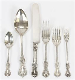 'OLD COLONIAL' STERLING SILVER FLATWARE, 42 PCS, W 2", L 9"  Lot 1254