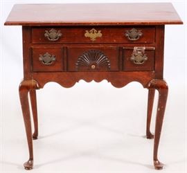 QUEEN ANNE STYLE MAHOGANY LOWBOY, H 30", W 33", D 19"  Lot 1135