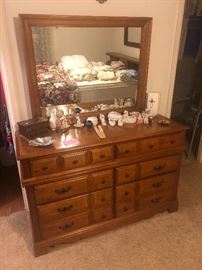 Vintage maple dresser 2 bottom drawers are cedar lined