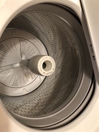 Maytag washer, stainless drum less than 2 years old