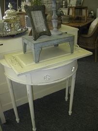 Curved Accent Table