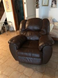 leather chair brown