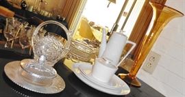 Crystal, aluminum, porcelain