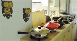 That 70's cookware and a pair of cute owls