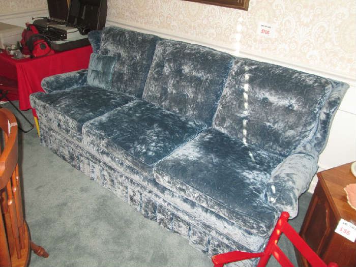 Vintage sofa in excellent shape