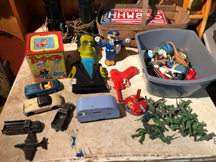 VINTAGE TOYS