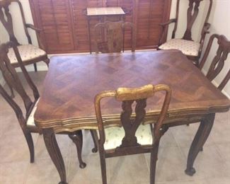 antique oak table with pop up leaf