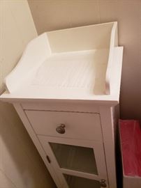 Bathroom cabinet