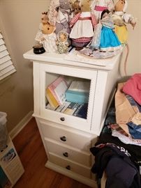 White stationary hutch and 3 drawers, brass decorative knobs