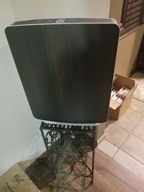 Alen breathe smart with elegant wood grain cover.