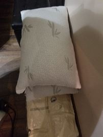 2 bamboo pillows.