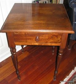 This is the Match to the other Mahogany Work Table, one with dropsides, one without