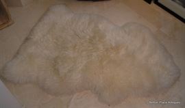 Sheepskin Floor Rug 