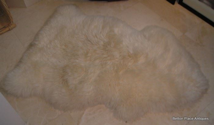 Sheepskin Floor Rug