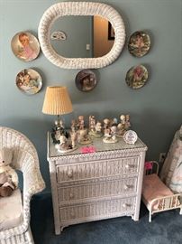 Wicker Chest with mirror