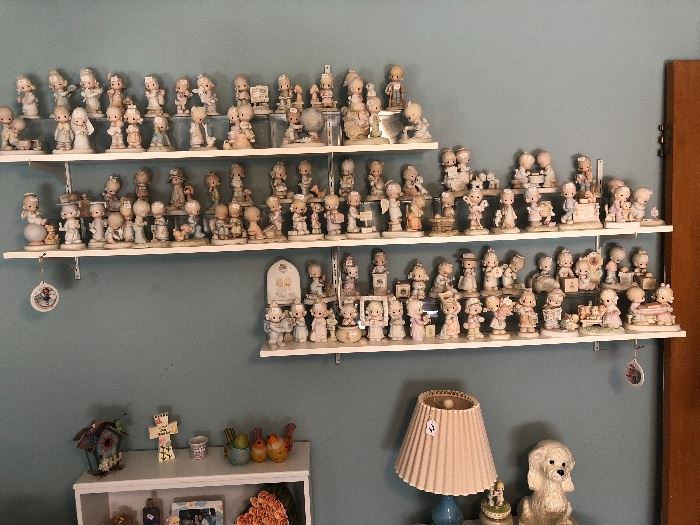 Lots of vintage Precious Moments figurines