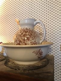 Antique wash basin with pitcher 