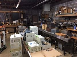 Here are some of the FESTOOL containers. Some are empty and some hold the Festool power tools. More photos and details to follow. These tools are made in Germany and are of high quality!