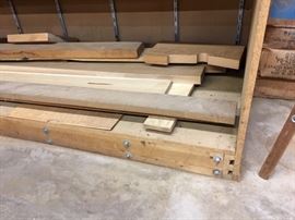 Bottom corner of shelf