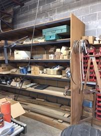 Closer look at the shelf.