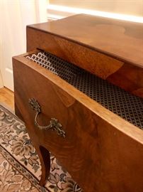 Chest is lined with paper