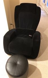 iJoy Massaging Chair