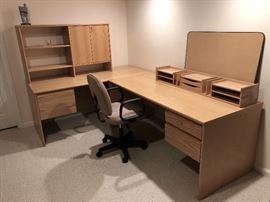Desk unit
