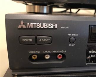 Mitsubishi HS-U747 VHS player