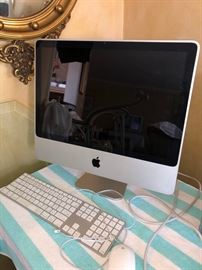 iMac desktop computer, keyboard and mouse