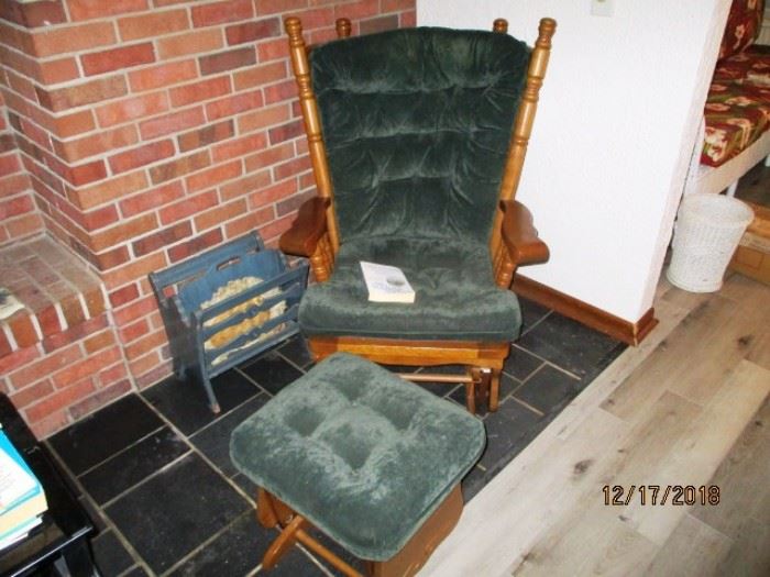 chair & Ottoman