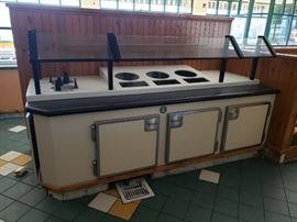 Plate and refrigerated station.