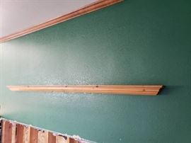 Wall mount display shelf plate rack