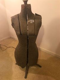 Acme adjustable dress form