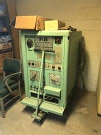 P+H AC-DC Arc Welder model # Dar-300HFGWthat works!. This welder was typical of welders used at Norfork Naval Yard used to build battle ships. AWESOME!!