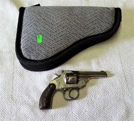 451 Iver Johnson Arms 7 shot .32cal