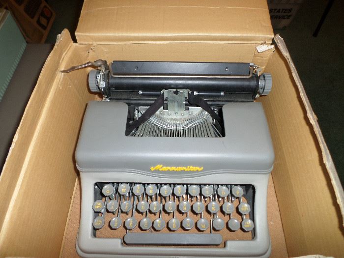 another cool vintage manual typewriter, still in original box