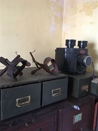 Stereoscope and cards