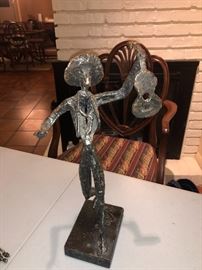 Ybarra sculpture