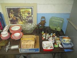 Pyrex dishes and Birdcage