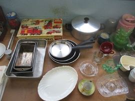 Kitchen and glassware items