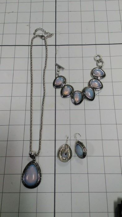 3 piece set: light blue jewel pendant(s)- necklace , earrings , bracelet  https://ctbids.com/#!/description/share/86424