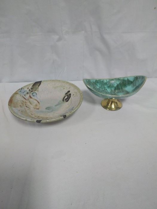  Delftware pottery            https://ctbids.com/#!/description/share/86515