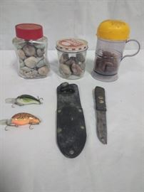 small knife, two fishing lures, assorted rocks https://ctbids.com/#!/description/share/86518