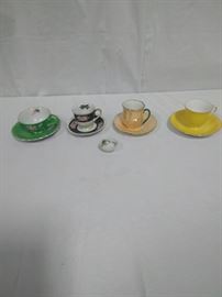 for miniature teacup sets https://ctbids.com/#!/description/share/86520