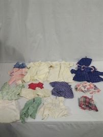 Assorted baby doll clothes https://ctbids.com/#!/description/share/86550