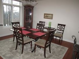 Arhaus Arvada Dining table & chairs