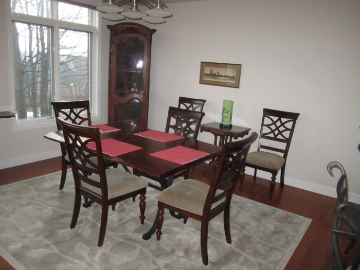 Arhaus Arvada Dining table & chairs